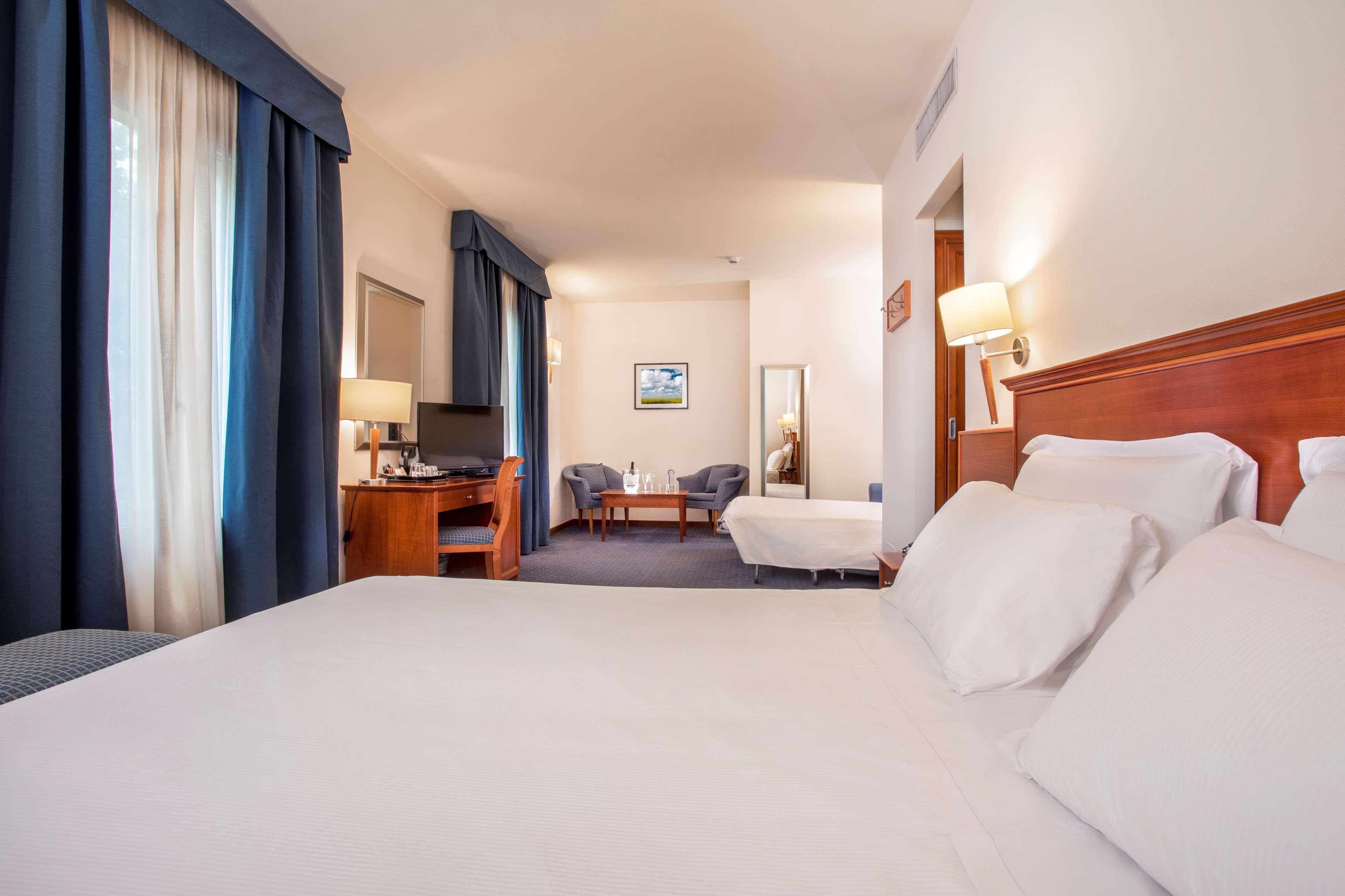 BEST WESTERN Titian Inn Hotel Treviso Silea Exterior foto