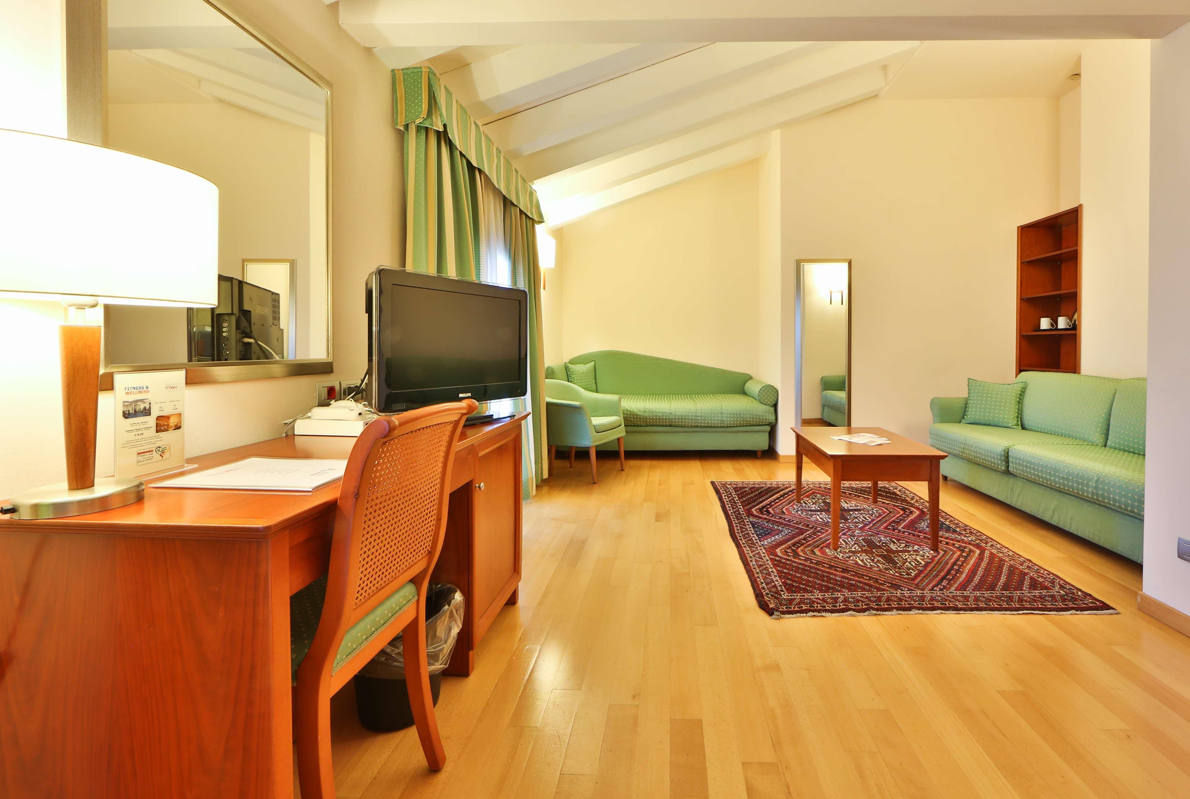 BEST WESTERN Titian Inn Hotel Treviso Silea Exterior foto