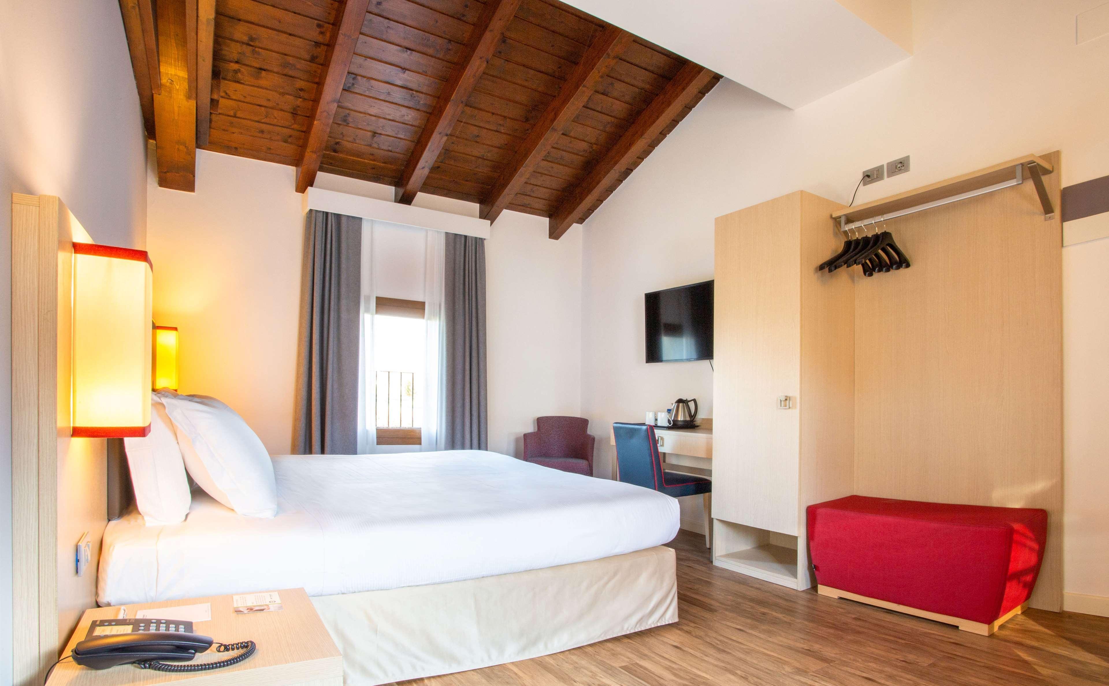 BEST WESTERN Titian Inn Hotel Treviso Silea Exterior foto