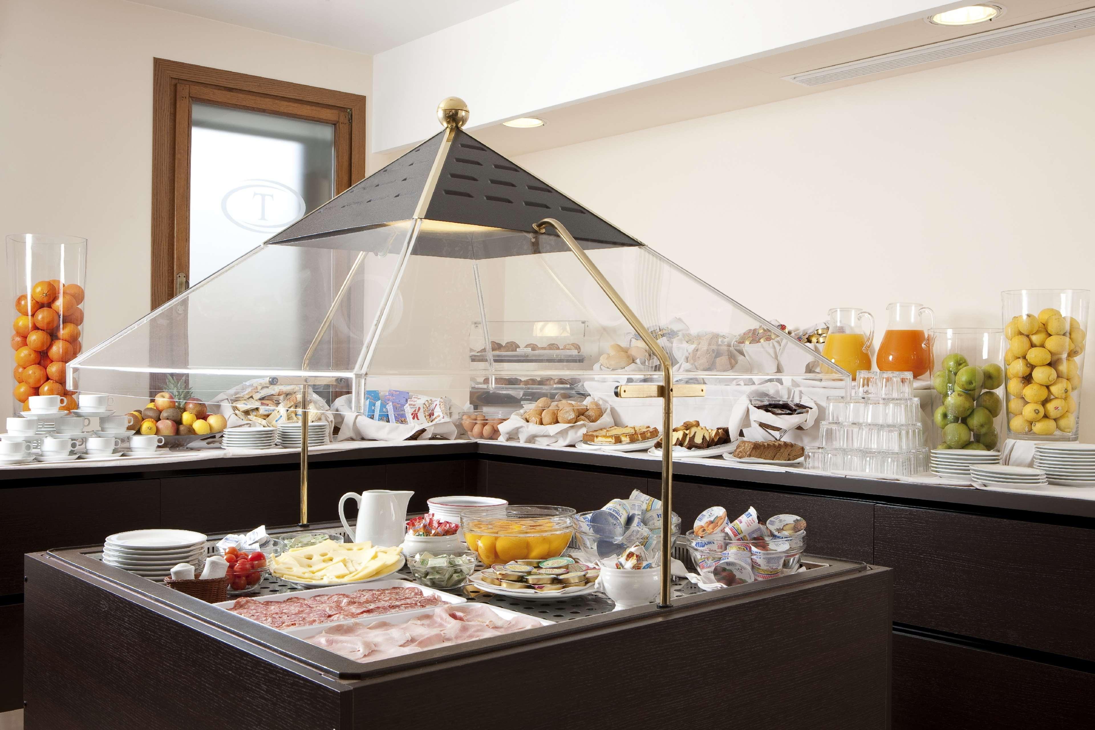BEST WESTERN Titian Inn Hotel Treviso Silea Restaurant foto