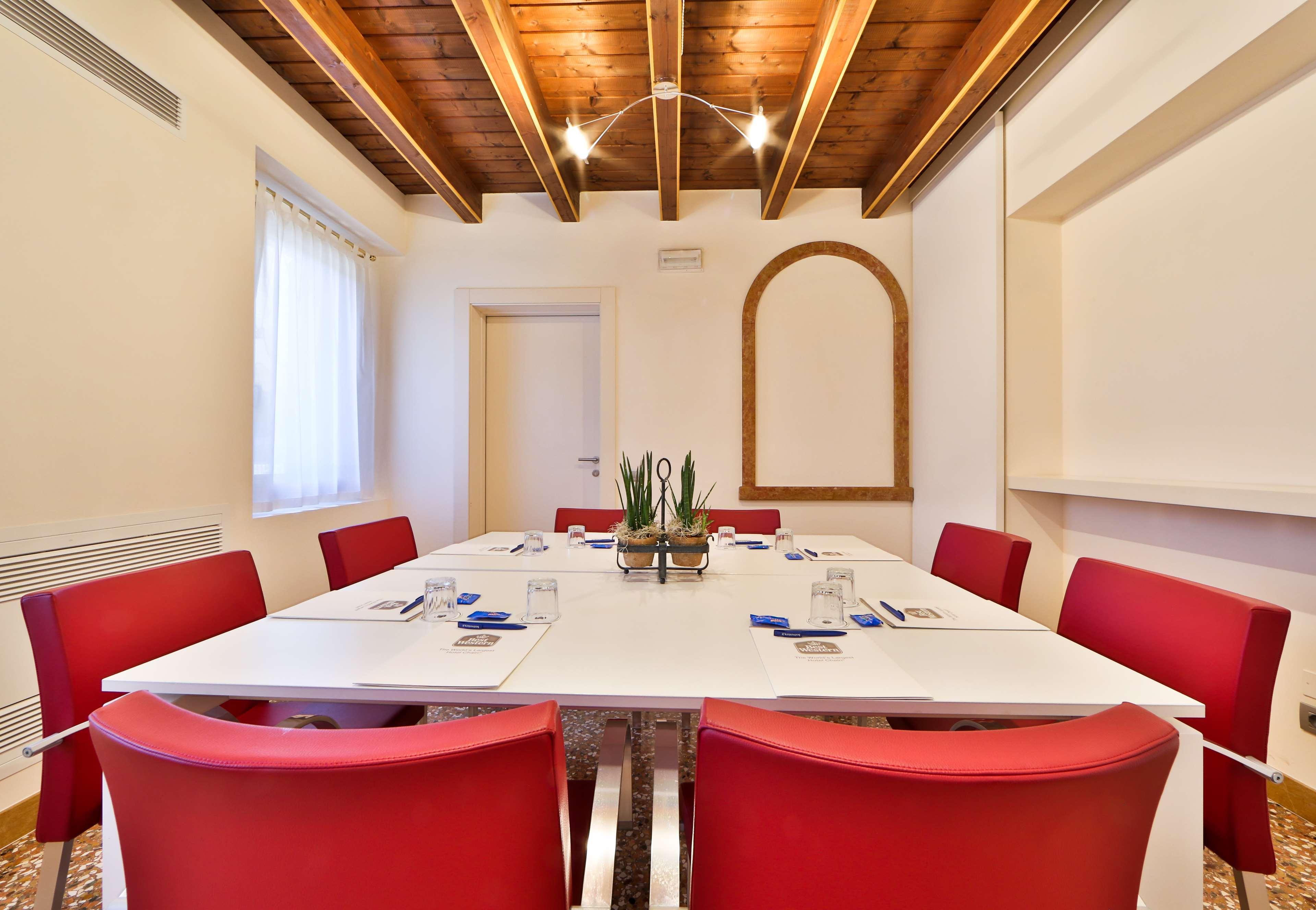 BEST WESTERN Titian Inn Hotel Treviso Silea Exterior foto