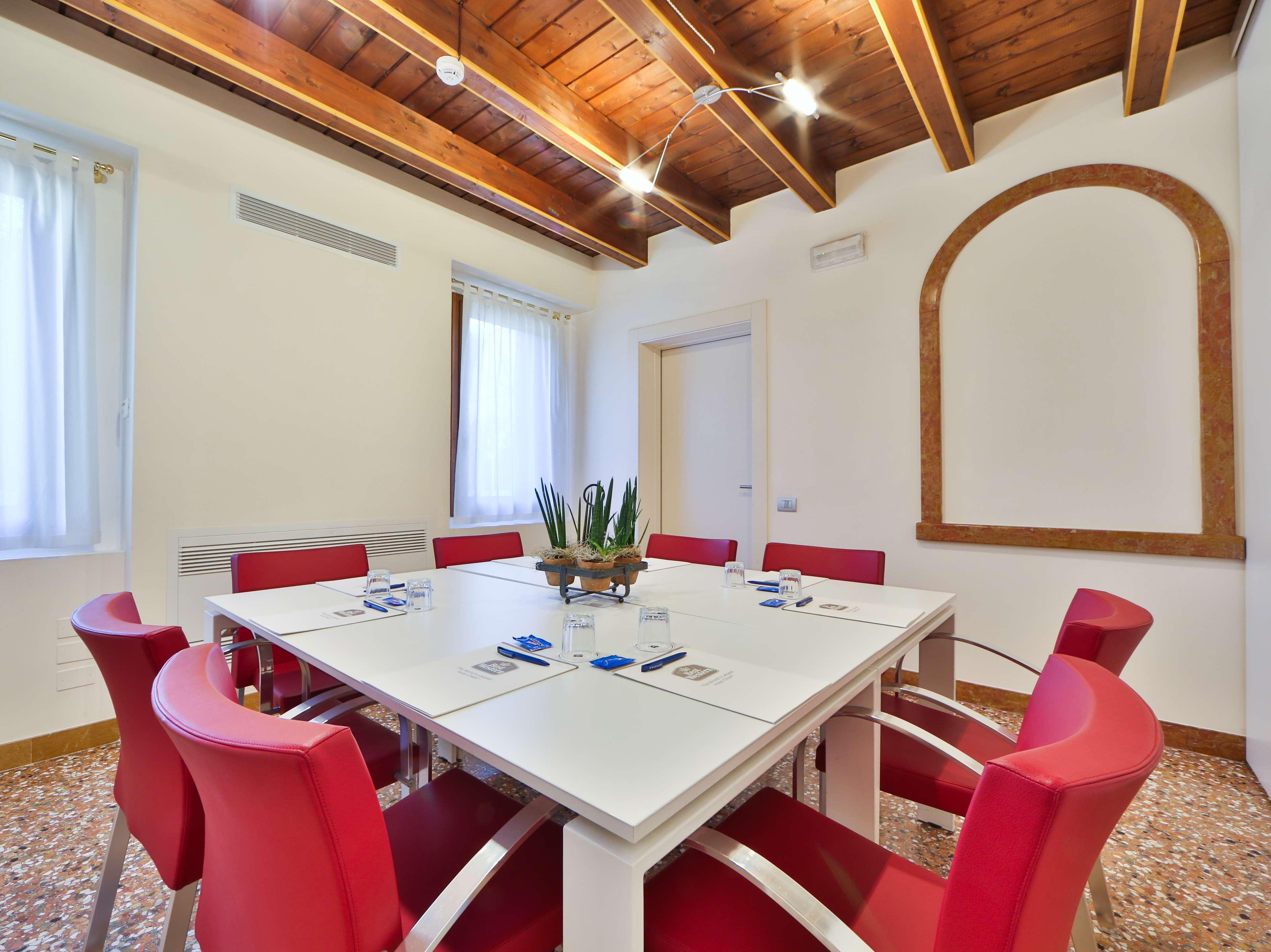 BEST WESTERN Titian Inn Hotel Treviso Silea Exterior foto